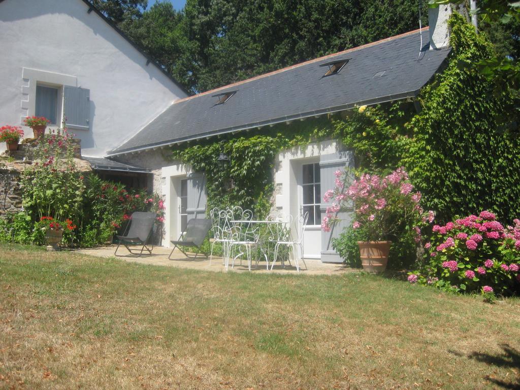 Bed and Breakfast La Butte De Gohier Blaison Zewnętrze zdjęcie